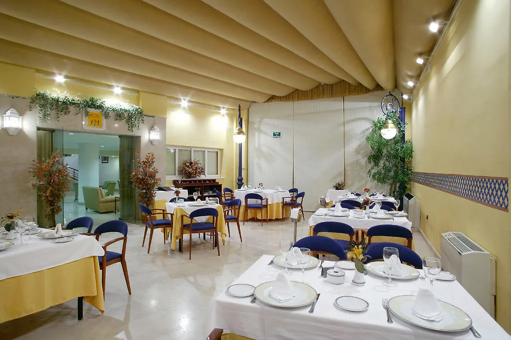 Senator Huelva Hotel 3*,